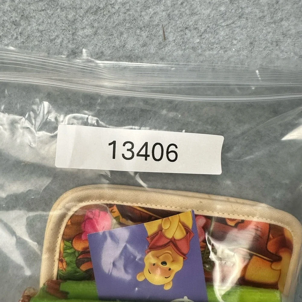 NOS Disney Pooh & Friends Kitchen Oven Pot Holder & Towel Set 90s Tigger Piglet‎